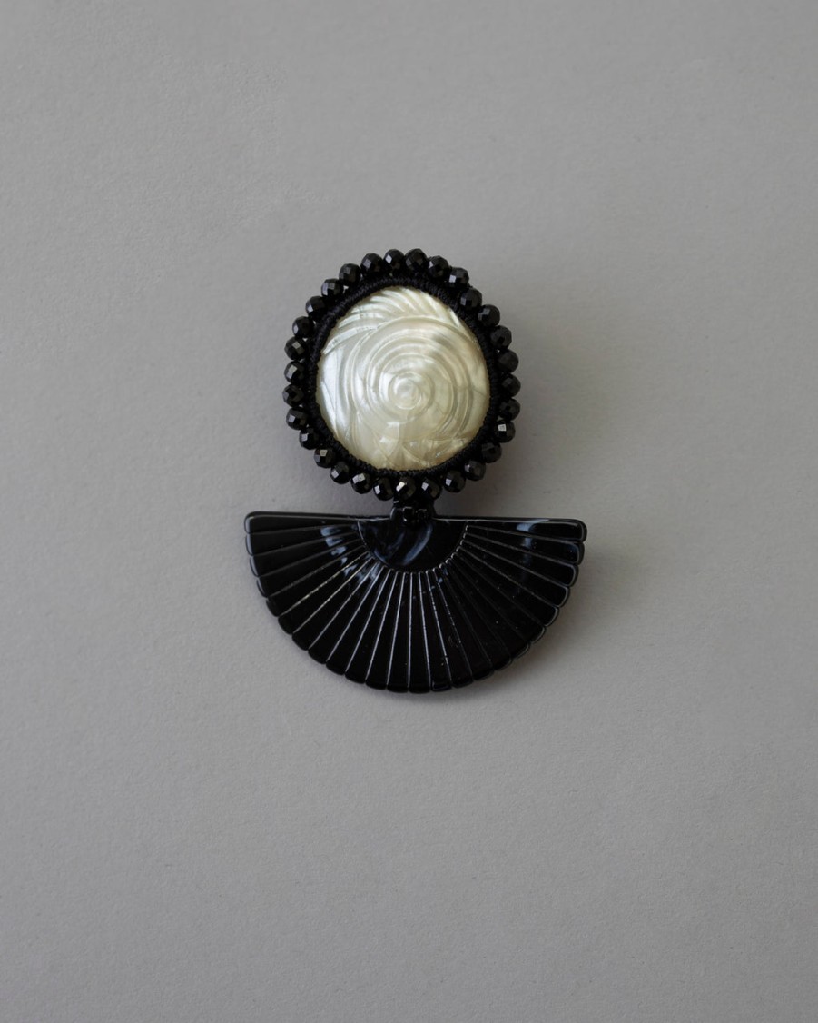 Accessories UNTITLED DESIGN LLP | Black Fan Brooch